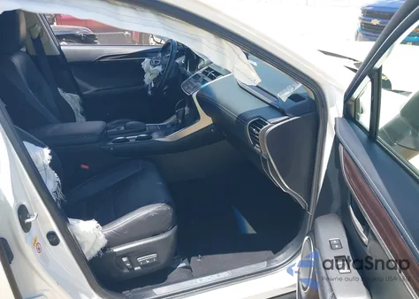 2016 Lexus Nx 200T z USA, uszkodzony, nr VIN JTJYARBZ0G2042860